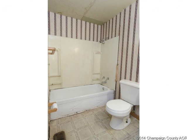 1614 Sheffield Rd, Champaign, IL 61821 photo 9