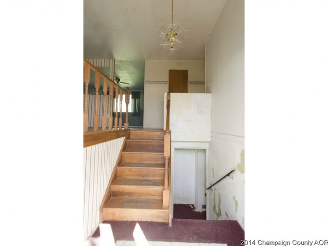 1614 Sheffield Rd, Champaign, IL 61821 photo 2