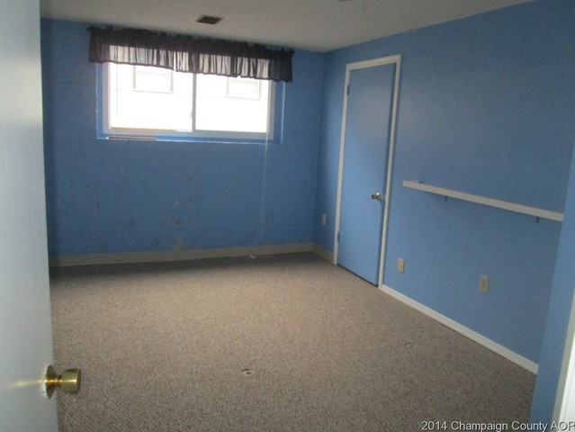 2902 W Daniel St, Champaign, IL 61821 photo 14