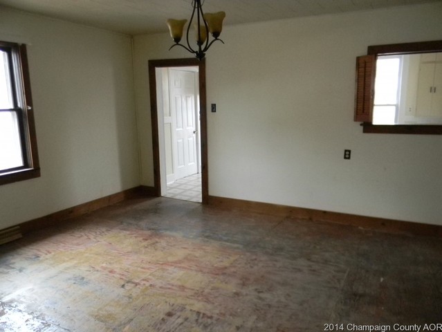25 Lynn St, Weldon, IL 61882 photo 12