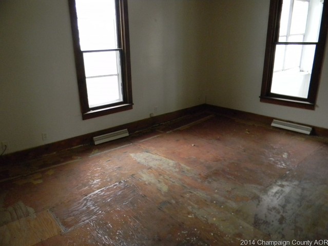 25 Lynn St, Weldon, IL 61882 photo 8