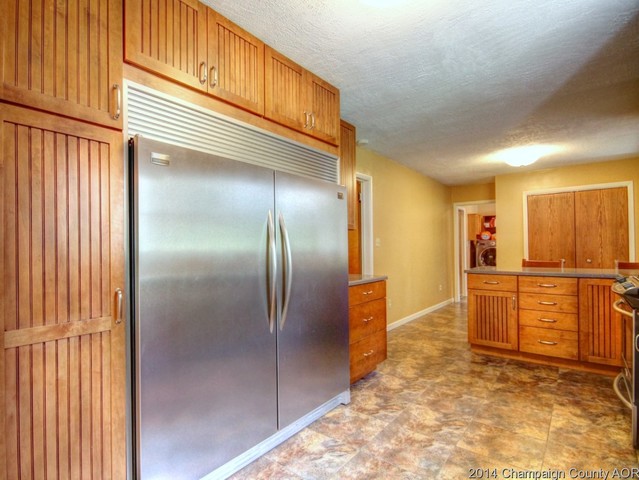 1369 E Cr 2250 N, White Heath, IL 61884 photo 10