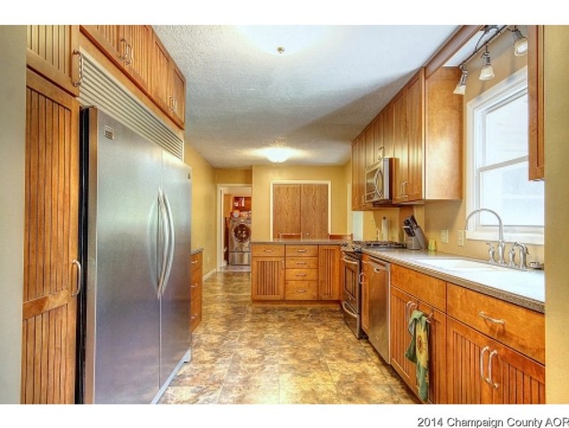 1369 E Cr 2250 N, White Heath, IL 61884 photo 9