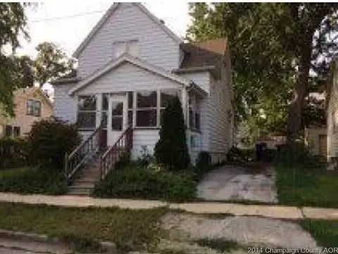 608 E Jackson St, Bloomington, IL 61701 photo 1