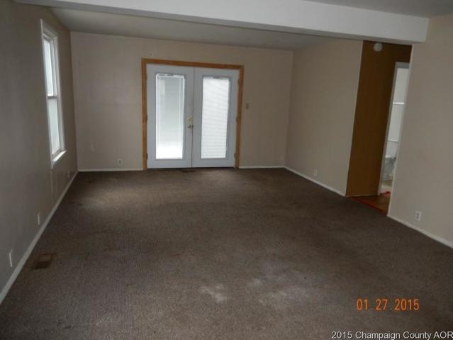 1613 Gates Dr, Rantoul, IL 61866 photo 6