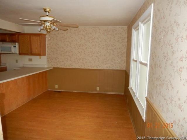 1613 Gates Dr, Rantoul, IL 61866 photo 2