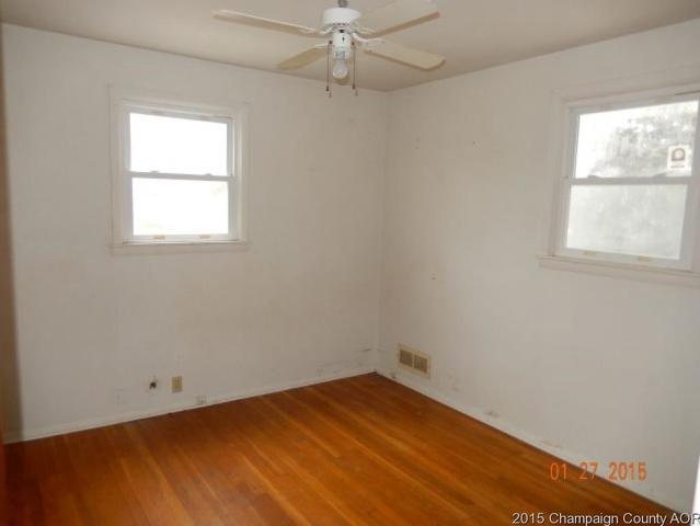 1613 Gates Dr, Rantoul, IL 61866 photo 10