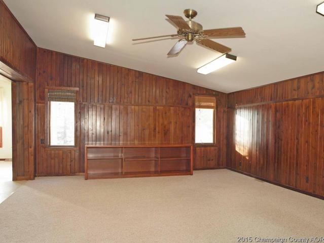 528 Cr 2000 E, Sidney, IL 61877 photo 9