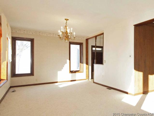 528 Cr 2000 E, Sidney, IL 61877 photo 10