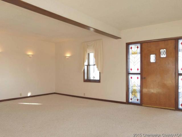 528 Cr 2000 E, Sidney, IL 61877 photo 5