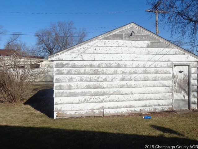 2905 E Main St, Danville, IL 61832 photo 4