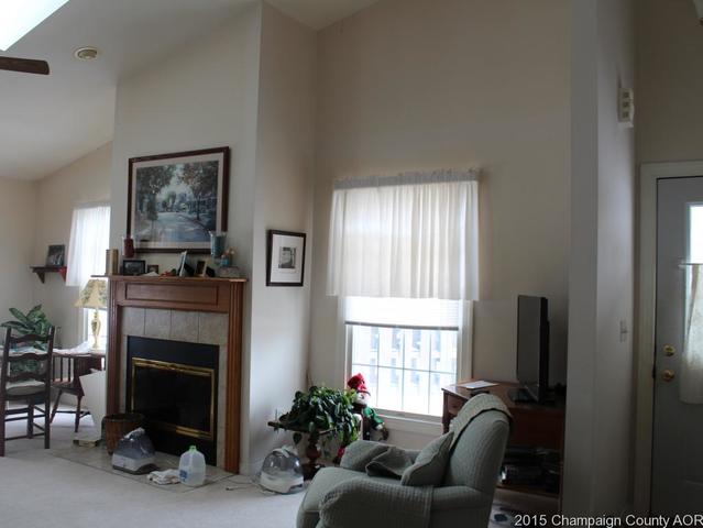 2536 Windward Blvd, Champaign, IL 61821 photo 3