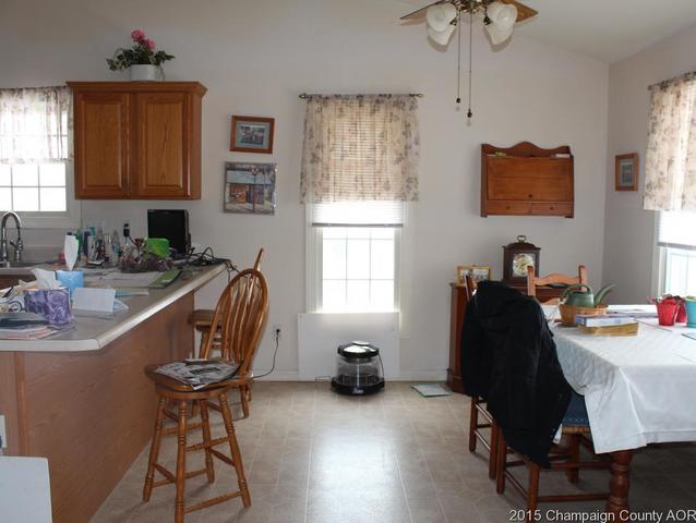 2536 Windward Blvd, Champaign, IL 61821 photo 4