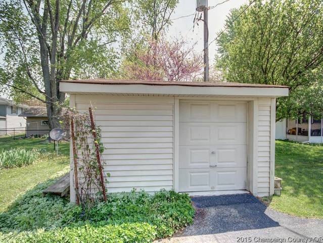 17 S Moery Dr, Bement, IL 61813 photo 23