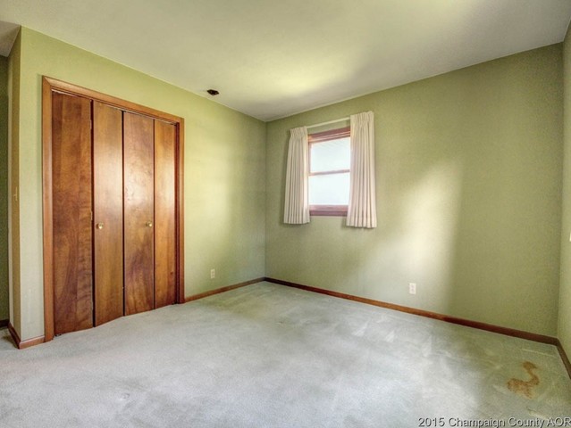 17 S Moery Dr, Bement, IL 61813 photo 14