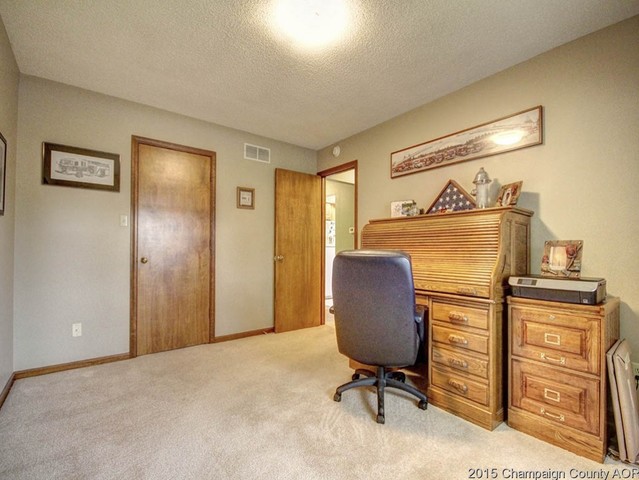 1215 Dickens Dr, Monticello, IL 61856 photo 15