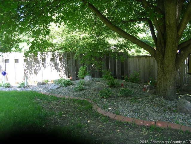 2330 Noel Dr, Champaign, IL 61821 photo 5