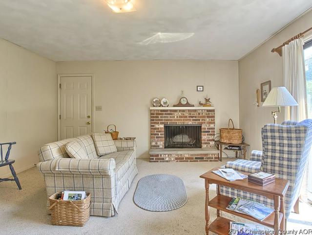 2112 Galen Dr, Champaign, IL 61821 photo 12