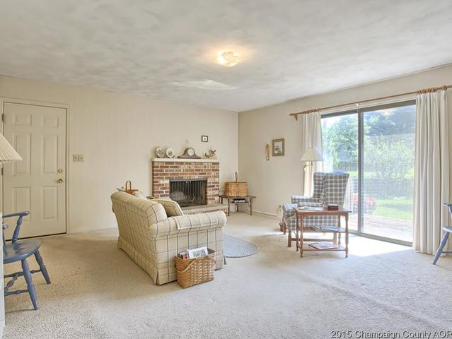 2112 Galen Dr, Champaign, IL 61821 photo 11