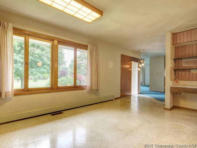 304 E Green St, Allerton, IL 61810 photo 21