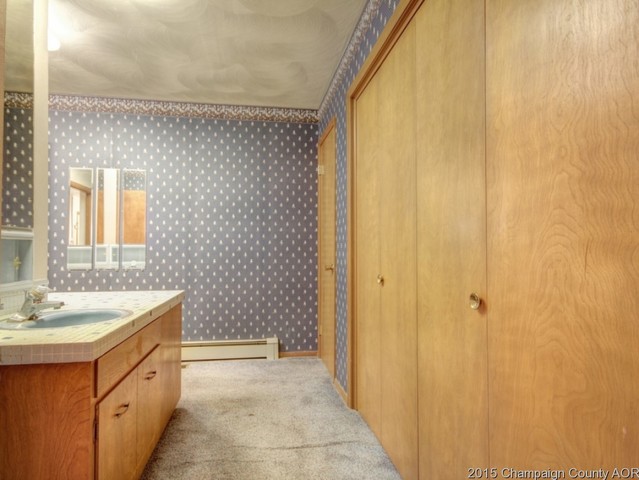 304 E Green St, Allerton, IL 61810 photo 14