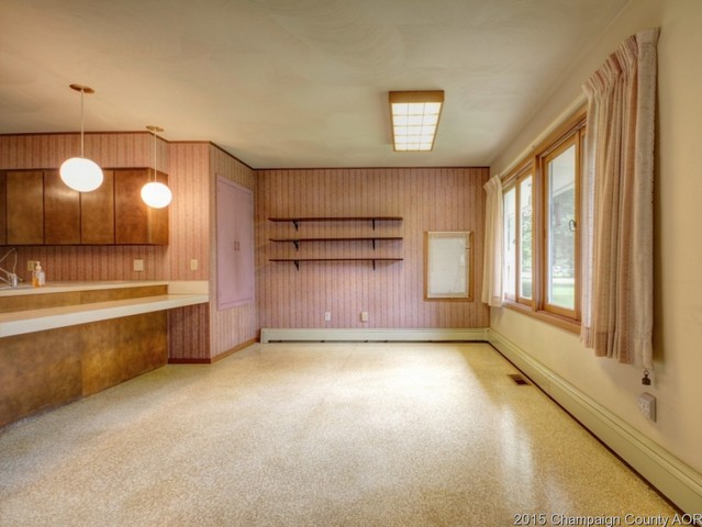 304 E Green St, Allerton, IL 61810 photo 22