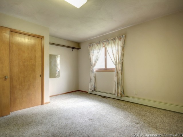 304 E Green St, Allerton, IL 61810 photo 10