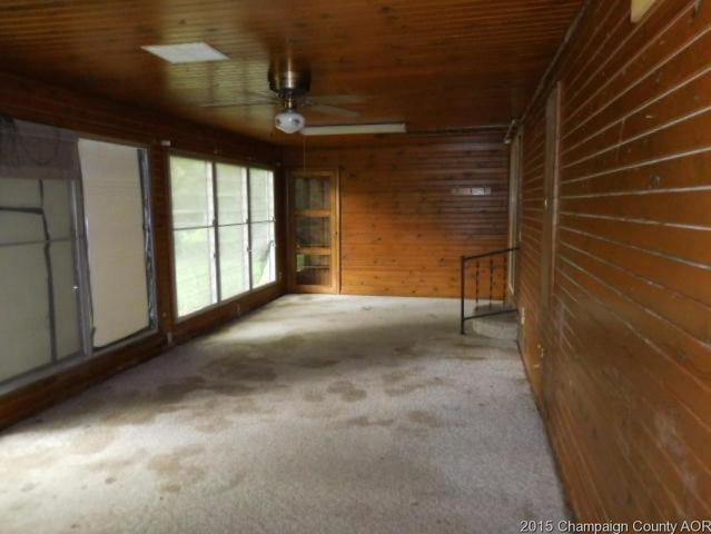 159 E Park St, Argenta, IL 62501 photo 11