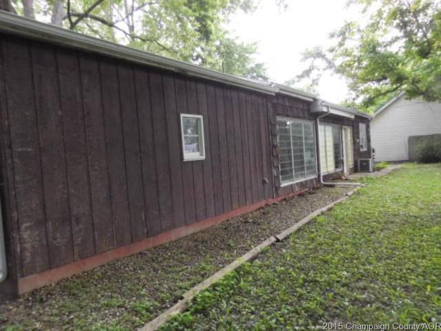 159 E Park St, Argenta, IL 62501 photo 3