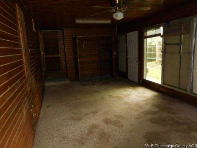 159 E Park St, Argenta, IL 62501 photo 10
