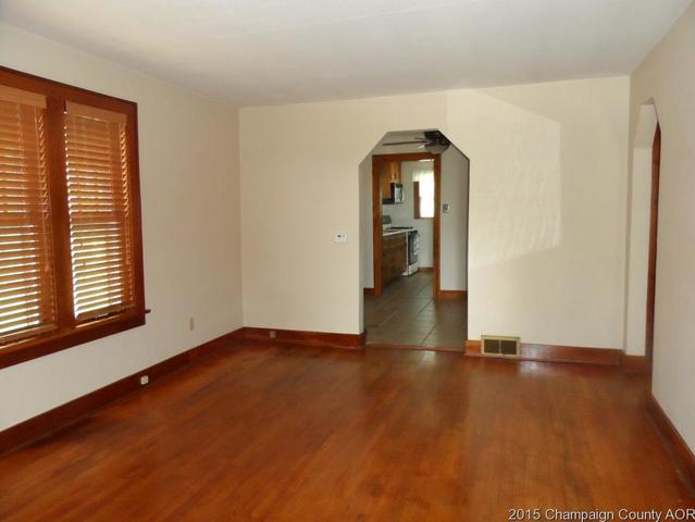 2012 E Main St, Urbana, IL 61802 photo 4