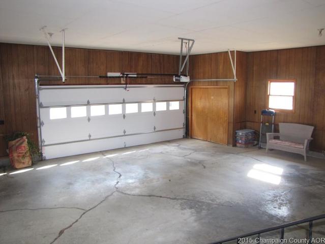 131 E Lincoln St, Arthur, IL 61911 photo 22
