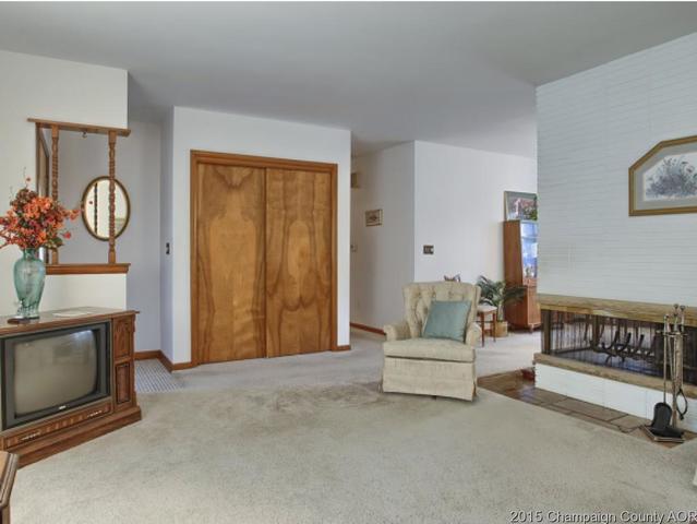 1906 David Dr, Champaign, IL 61821 photo 6