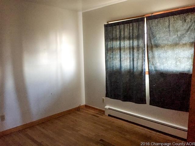 300 E 3rd St, Melvin, IL 60952 photo 6