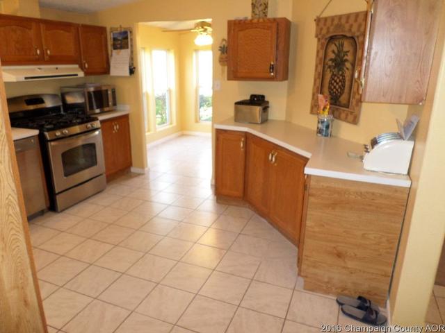 604 E Maple St, Ogden, IL 61859 photo 17