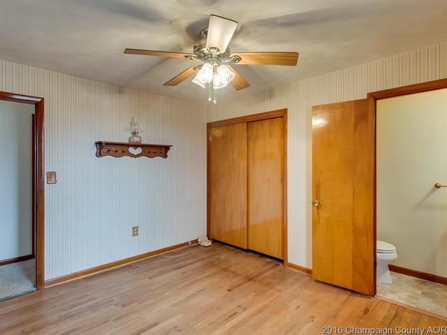 110 Third St, Dewey, IL 61840 photo 15