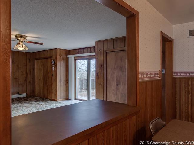 110 Third St, Dewey, IL 61840 photo 9