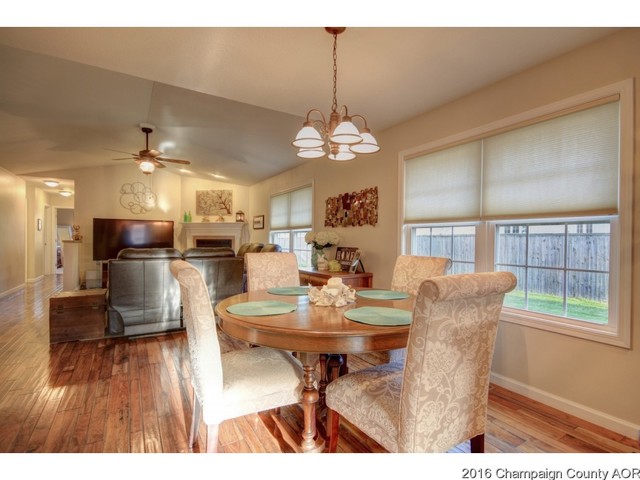 609 Clovis Ct, Sidney, IL 61877 photo 6