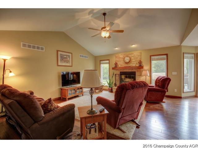 2523 County Road 600 E, Dewey, IL 61840 photo 3