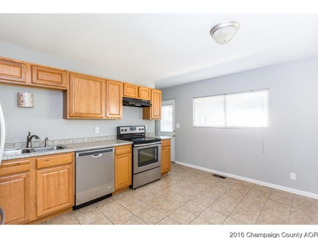 1012 Maplepark Dr, Champaign, IL 61821 photo 10