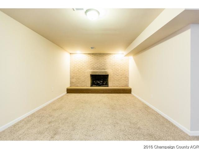 1012 Maplepark Dr, Champaign, IL 61821 photo 16