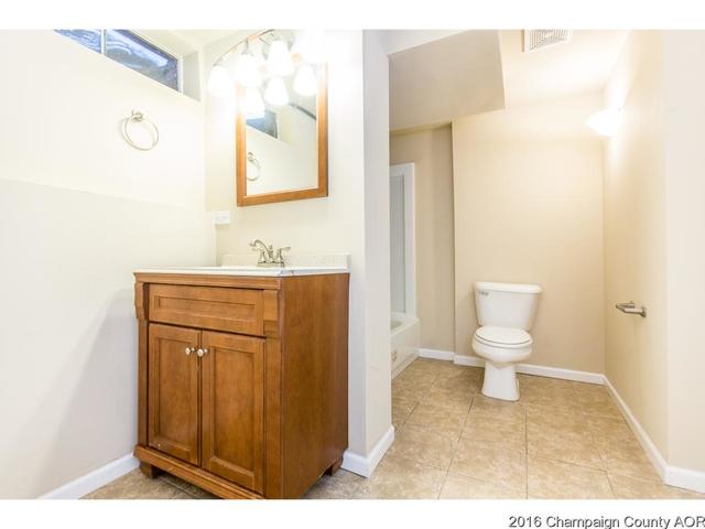 1012 Maplepark Dr, Champaign, IL 61821 photo 20