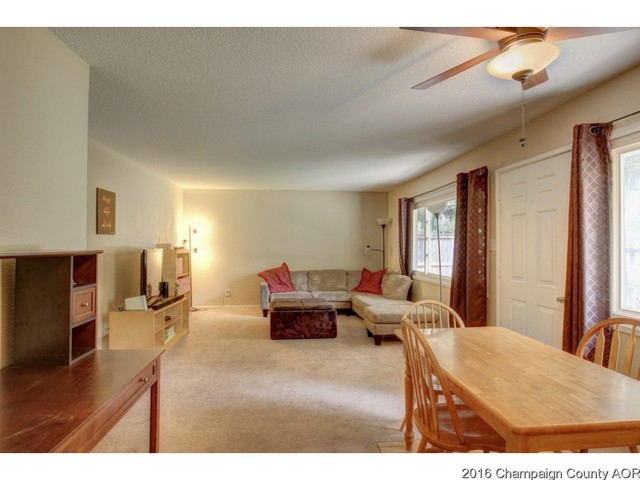 2104 Rodney, Champaign, IL 61821 photo 5