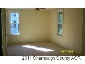 105 W Byron, Sidney, IL 61877 photo 2