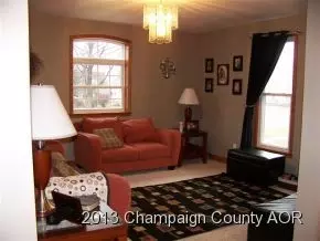 304 E Orleans, Paxton, IL 60957 photo 2