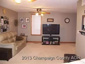 304 E Orleans, Paxton, IL 60957 photo 3