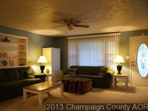 202 Third, Dewey, IL 61840 photo 3