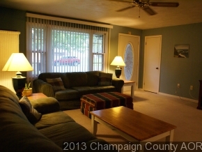 202 Third, Dewey, IL 61840 photo 2