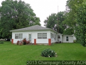 405 E Lytle St, Newman, IL 61942 photo 1
