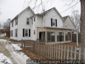 424 E Sangamon Ave, Rantoul, IL 61866 photo 2